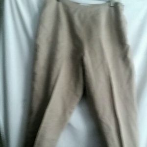 Allison Taylor Linen Capris/Pants